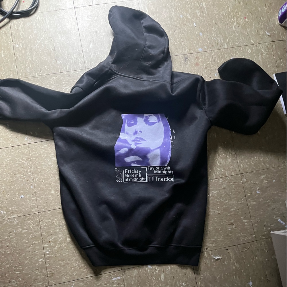 taylor swift sweatshirt